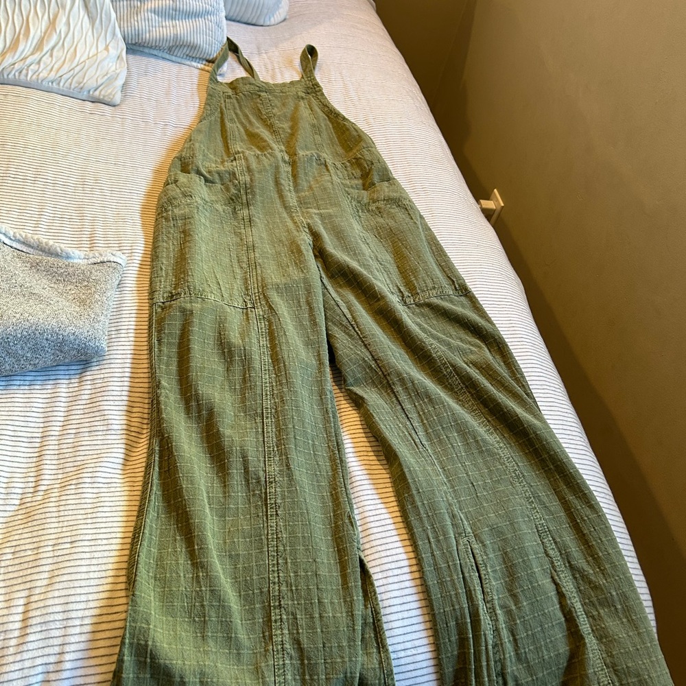 Free people olive green jumpsuit- perfect condition